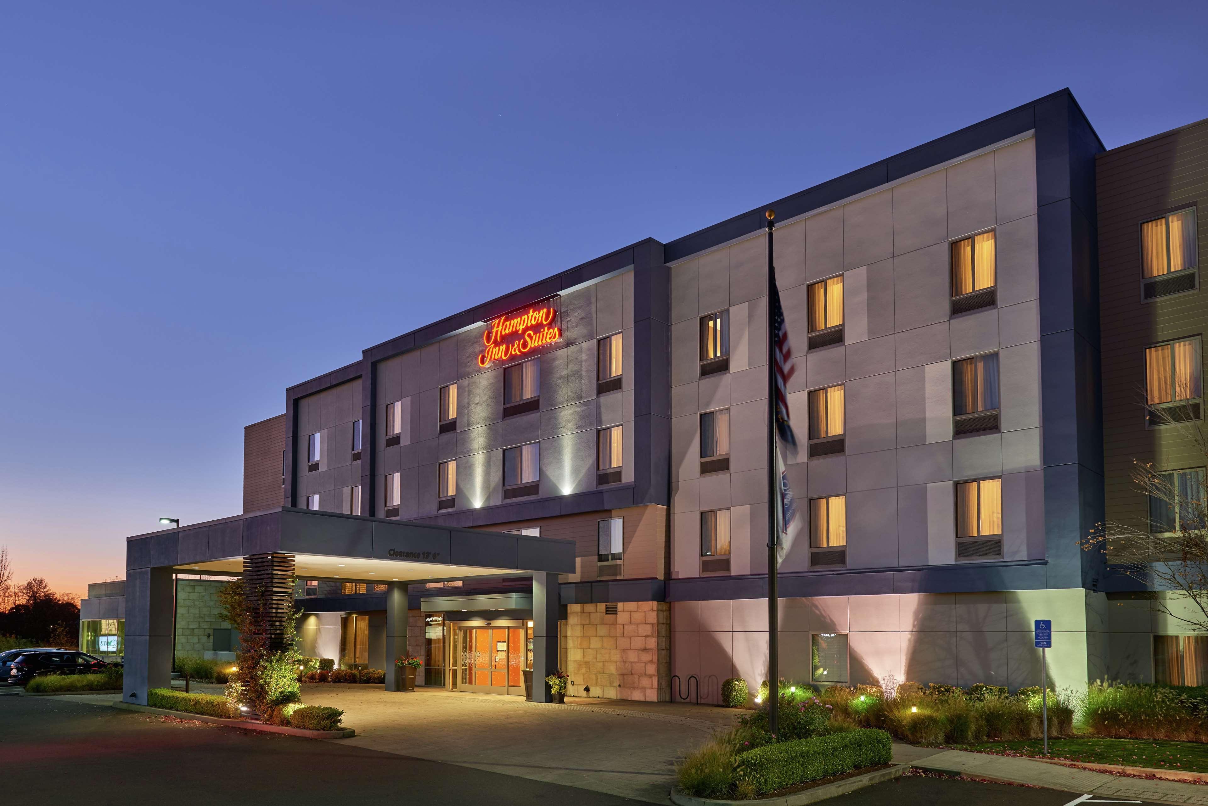 Hampton Inn And Suites Salem Kültér fotó